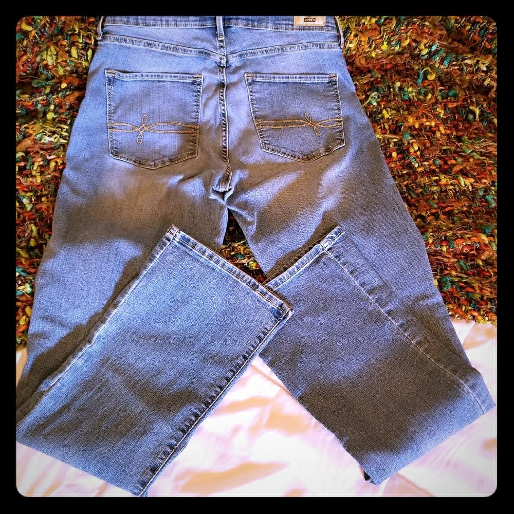 Levis Jeans